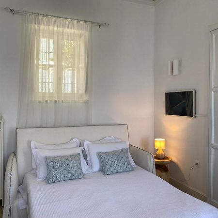 Halki Sea Breeze - A Waterfront Villa 外观 照片